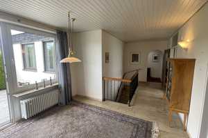 Bezugsfreier Bungalow im Hussengut mit Arbeitszimmer im Souterrain und Einzelgarage – Bayreuth – Vorschaubild 4