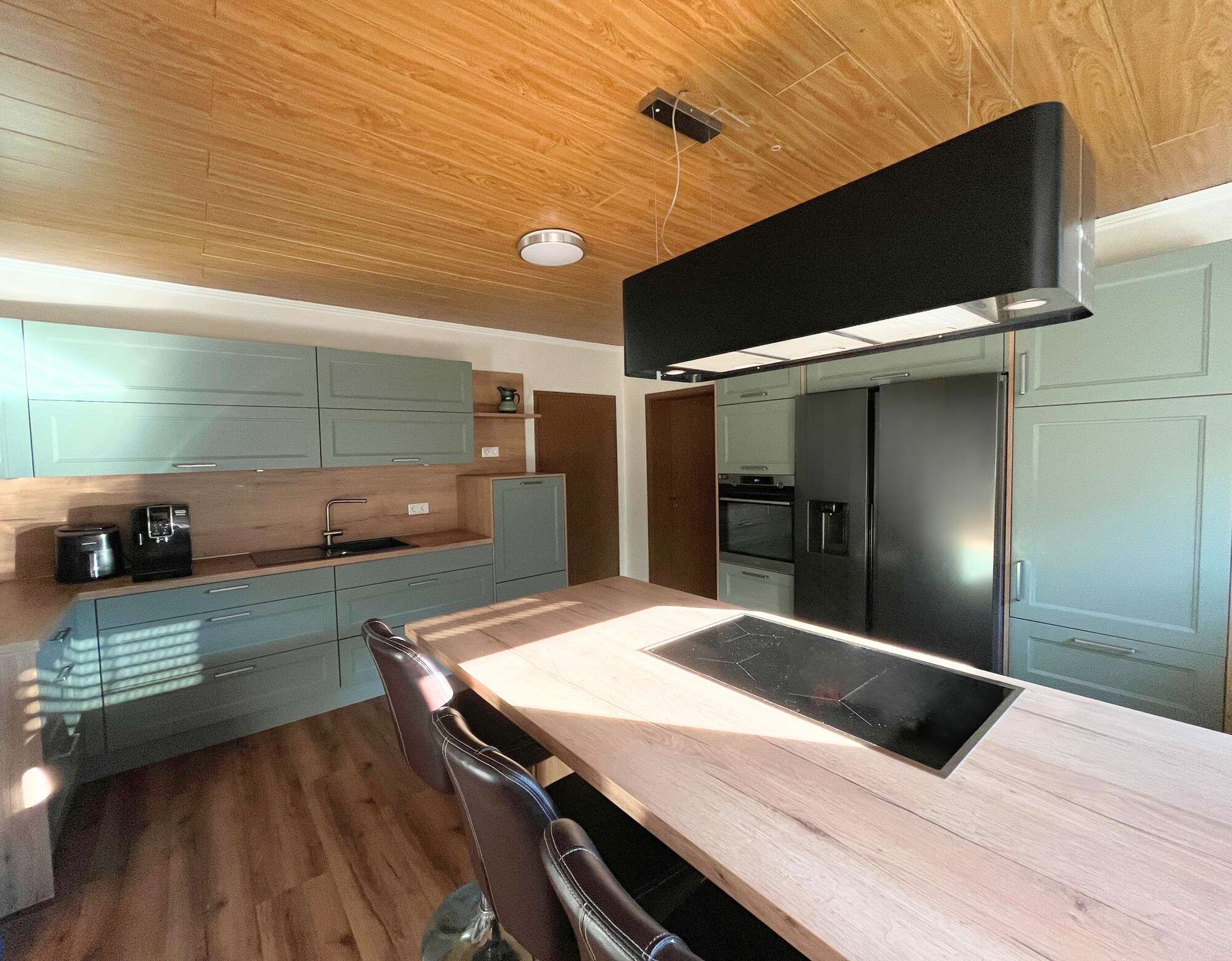 Immobilie in Friesoythe - Ruheoase mit viel Platz: Großes Einfamilienhaus & Einliegerwohnung auf ca. 1.023 m² Grundstück - Bild 8