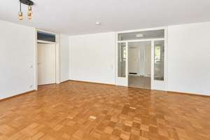 Bezugsfrei im Spitäle – große, helle Wohnung mit Terrasse & Tiefgarage – 97082 Altstadt, Würzburg – Vorschaubild 2