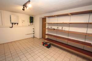 DIPLOM-Immowirt MAIER !! Perfekter, großzügiger Bungalow - WOHNEN bis ins HOHE ALTER u. PV-Anlage !! – Die vollständige Adresse der Immobilie erhältst du vom Anbieter., 94428 Eichendorf – Vorschaubild 48