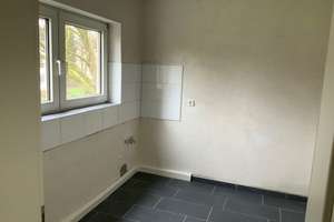 Ideal für Singles oder Paare - tolle 2-Zimmerwohnung mit Dusche und Vinylboden – Breslauer Straße 48, 47228 Bergheim, Duisburg – Vorschaubild 3