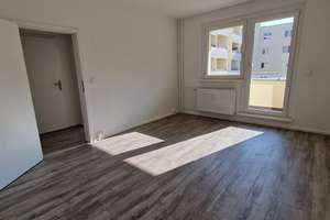 Frisch renoviert - komfortable City Wohnung mit Balkon - Leben im Domviertel! – Einsteinstr. 13, 39104 Altstadt, Magdeburg – Vorschaubild 4