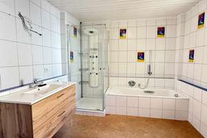 Sympathisches und familienfreundliches Wohnhaus mit viel Flexibilität – Die vollständige Adresse der Immobilie erhältst du vom Anbieter., 72762 Reutlingen-Mitte, Reutlingen – Vorschaubild 15