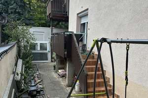 Freistehendes Zweifamilienhaus mit Garage, 3 PKW Stellplätzen und einer schönen Balkonterrasse – Ilsfelder Str. 30, 74348 Lauffen am Neckar – Vorschaubild 5