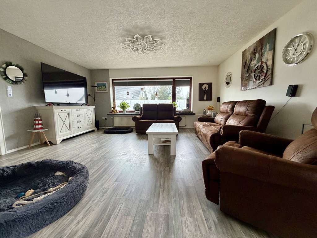 Immobilie in Nordhastedt - Charmantes Einfamilienhaus mit Einliegerwohnung in ruhiger Wohnlage von Nordhastedt! - Bild 4