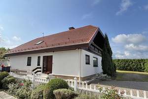 Attraktives, freistehendes Einfamilienhaus mit ELW in Meckenheim-Ersdorf – Die vollständige Adresse der Immobilie erhältst du vom Anbieter., 53340 Meckenheim – Vorschaubild 2