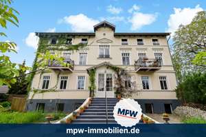 Zwischen Träumen und Möglichkeiten: Ihr neues Märchenschloss wartet