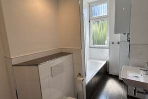 Schöne und modernisierte 3-Zimmer-Wohnung mit Balkon am Rott – Die vollständige Adresse der Immobilie erhältst du vom Anbieter., 42283 Barmen, Wuppertal – Vorschaubild 6