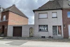 Renovierungsbedürftiges Einfamilienhaus mit Garage in Linnich- Körrenzig – Düren (Kreis) – Vorschaubild 1