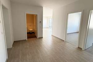 Ihr neues Zuhause in Striesen: 4 Zimmer, Gäste-Bad, 2 Balkone, Lift & TG – Eibenstocker Straße 99b, 1277 Striesen-Ost, Dresden – Vorschaubild 13