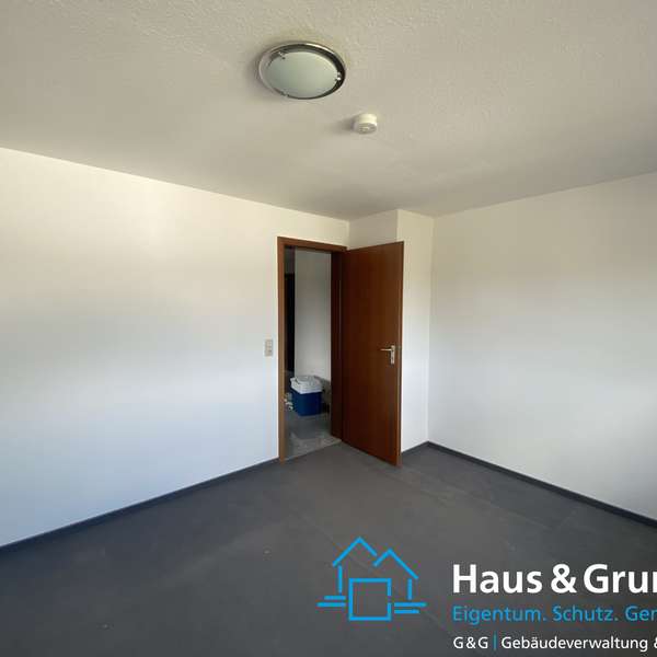 *** 3-Zimmer-Wohnung - sehr gepflegtes Mehrfamilienhaus - Gartennutzung mit Grill - Waldnähe ***