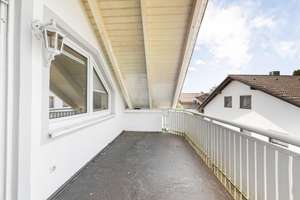 Flexibel Wohnen! 5-Zimmer-DG-Wohnung mit Gartenanteil, TG-Stellplatz und kleiner Galerie – Die vollständige Adresse der Immobilie erhältst du vom Anbieter., 89143 Blaubeuren – Vorschaubild 5