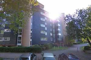 Sanierte 3-Zimmer-Wohnung mit familienfreundlichem Grundriss und Balkon – Schweidnitzer Weg 9, 53119 Bonn – Vorschaubild 1