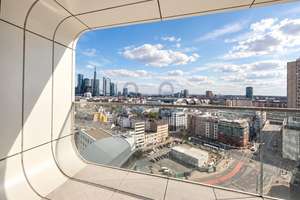 Exklusiv möbliertes Skyline-Living im Grand Tower – Designermöbel von B&B Italia & Schramm inklusive – 60327 Gallus, Frankfurt am Main – Vorschaubild 3