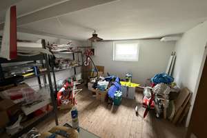 Gepflegtes Dreifamilienhaus mit 2 Garagen und großem Grundstück in  Regensburg Schwabelweis – Die vollständige Adresse der Immobilie erhältst du vom Anbieter., 93055 Schwabelweis, Regensburg – Vorschaubild 22