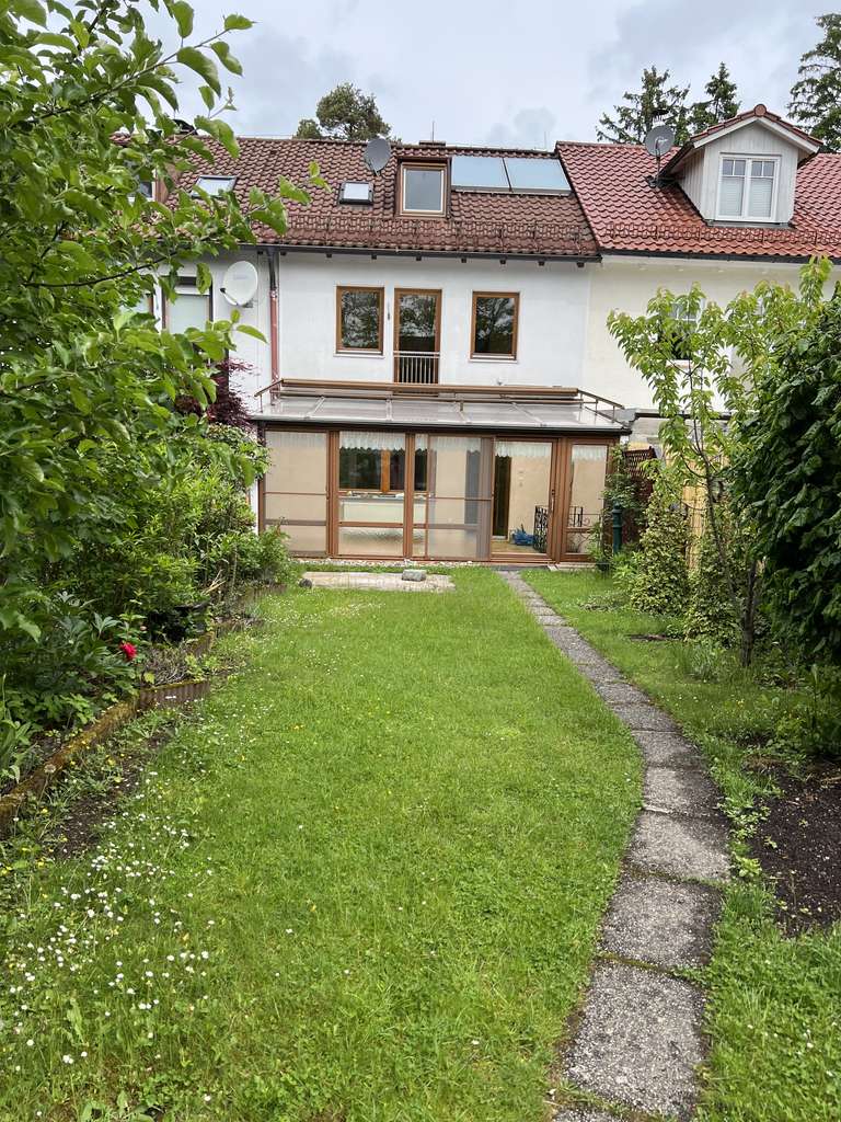 Immobilie in Geretsried - REIHENMITTELHAUS ZUM WÜHLFÜHLEN –  AUS GUTEN HÄNDEN! - Bild 1