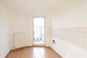 Außergewöhnliche Dachgeschosswohnung mit Balkon! – Freiligrathstraße 2, 39108 Magdeburg – Vorschaubild 4