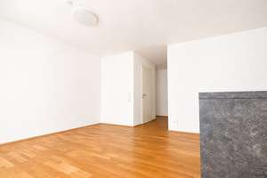 Wunderschöne 4-Zimmer-Wohnung mit Küche und TG-Stellplatz im Dichterviertel! – Kleiststraße 41, 89077 Weststadt, Ulm – Vorschaubild 4