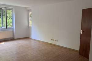 Attraktive 2-Zimmer-Wohnung in Würzburg-Heuchelhof – Berner Str. 9, 97084 Heuchelhof, Würzburg – Vorschaubild 2