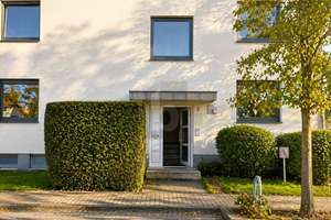 ZENTRAL GELEGEN MIT BALKON