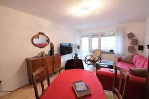 3-Zimmerwohnung in toller und ruhiger Lage von Zerzabelshof - Balkon und Einbauküche vorhanden – Nürnberg – Vorschaubild 3
