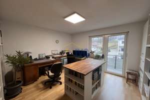 Renovierte Wohnung mit großem Balkon und Außenstellplatz im Herzen von Bad Wurzach. – Die vollständige Adresse der Immobilie erhältst du vom Anbieter., 88410 Bad Wurzach – Vorschaubild 9
