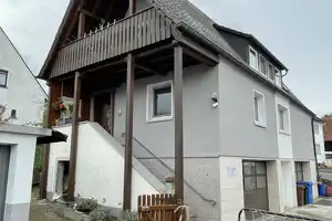 Gepflegtes Einfamilienhaus in ruhiger Wohnlage – Kulmbach (Kreis) – Vorschaubild 2