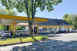 Neuer Preis!!!! Gewerbegrundstück ideal für Autohandel, Autowerkstatt mit zwei Hallen und Wohnhaus!!