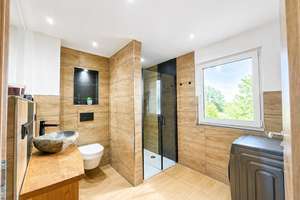 Ein moderner Bungalow mit Terrasse und großzügigem Grundstück – Ihr neues Wohlfühl-Zuhause! – Die vollständige Adresse der Immobilie erhältst du vom Anbieter., 36251 Ludwigsau – Vorschaubild 3