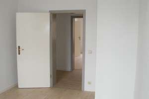 Großzügige 3 Raum-Wohnung mit Balkon, 2 Bäder, SP anmietbar!!! – Limbacher Str. 7, 9112 Schloßchemnitz, Chemnitz – Vorschaubild 25