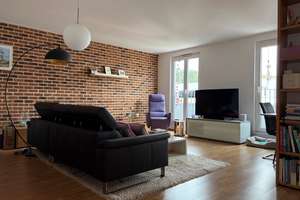 Traumhafte 3-Zimmer-Wohnung mit Dachterrasse in Düsseldorf-Rath – 40472 Rath, Düsseldorf – Vorschaubild 3