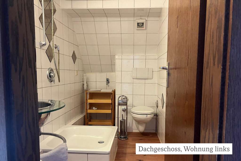 Immobilie in Renningen - Dachgeschosswohnung mit Galerie und viel Stellfläche - Bild 1