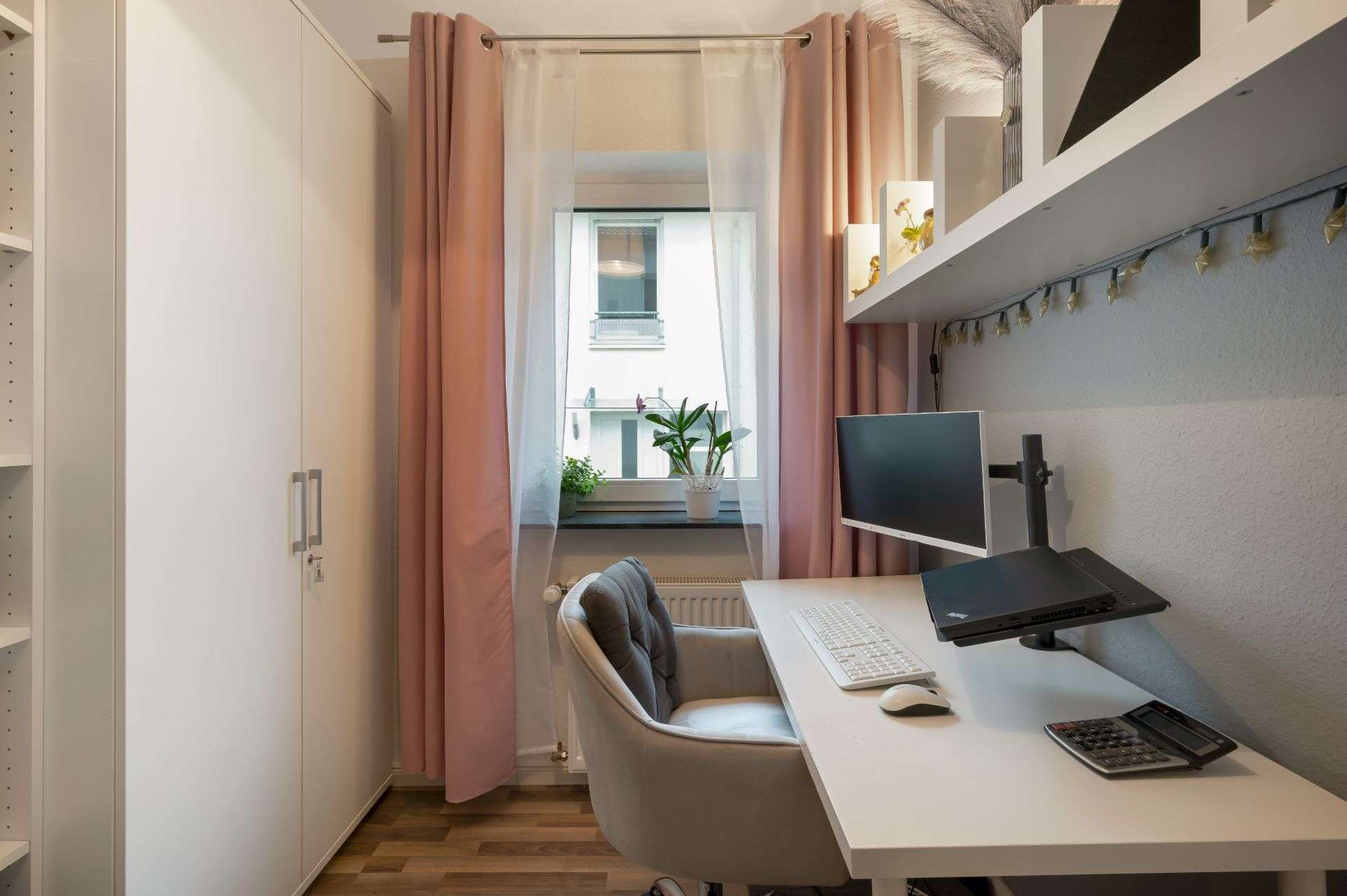 Immobilie in Schwalbach - Wohnen und Investieren: Saniertes Mehrfamilienhaus in attraktiver Feldrandlage in Schwalbach/Ts. - Bild 21