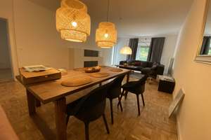 großzügige 3-Zimmer Wohnung mit Isarblick Nähe Englischer Garten
