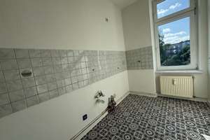 teilrenovierte 2-Zimmer-Wohnung in der beliebten Rostocker KTV | www.LUTTER.net – Budapester Straße 10, 18057 Kröpeliner-Tor-Vorstadt, Rostock – Vorschaubild 7