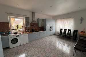 Property thumbnail 16