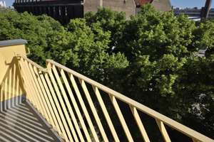 bezugsfreie komplett sanierte 2-Zimmer-Wohnung mit Balkon in Berlin – Huttenstraße 26b, 10553 Moabit, Berlin – Vorschaubild 3