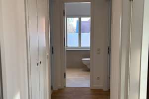 Wunderschöne 3-Zimmer Neubauwohnung in Lichterfelde ! Provisionsfrei ! – Finckensteinallee 97, 12205 Lichterfelde, Berlin – Vorschaubild 2