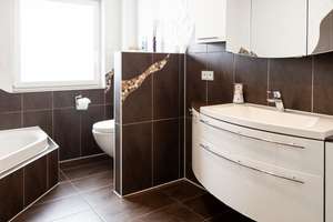 Mediterrane Stadtvilla mit Rundpool & Luxus-Whirlpool: Wohnen, wo Qualität und Freizeit zuhause sind – Die vollständige Adresse der Immobilie erhältst du vom Anbieter., 38448 Brackstedt, Wolfsburg – Vorschaubild 8