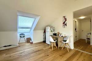 Charmante Dachgeschosswohnung mit Ausblick – Freibergstraße 74, 70376 Münster, Stuttgart – Vorschaubild 5