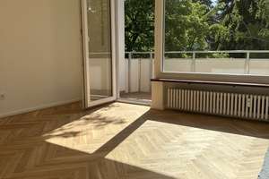 Wunderschöne 1-Zi-Wohnung mit hochwertiger Ausstattung und sonnigem Balkon in München-Laim – Hörkherstraße 18, 80686 St. Ulrich, München – Vorschaubild 1