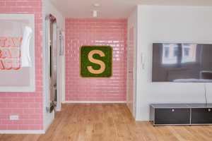Property thumbnail 9
