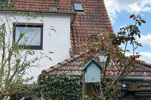 Doppelhaushälfte mit Garten und Potenzial in Bremen-Alt-Osterholz – Die vollständige Adresse der Immobilie erhältst du vom Anbieter., 28307 Osterholz (Ortsteil), Bremen – Vorschaubild 3