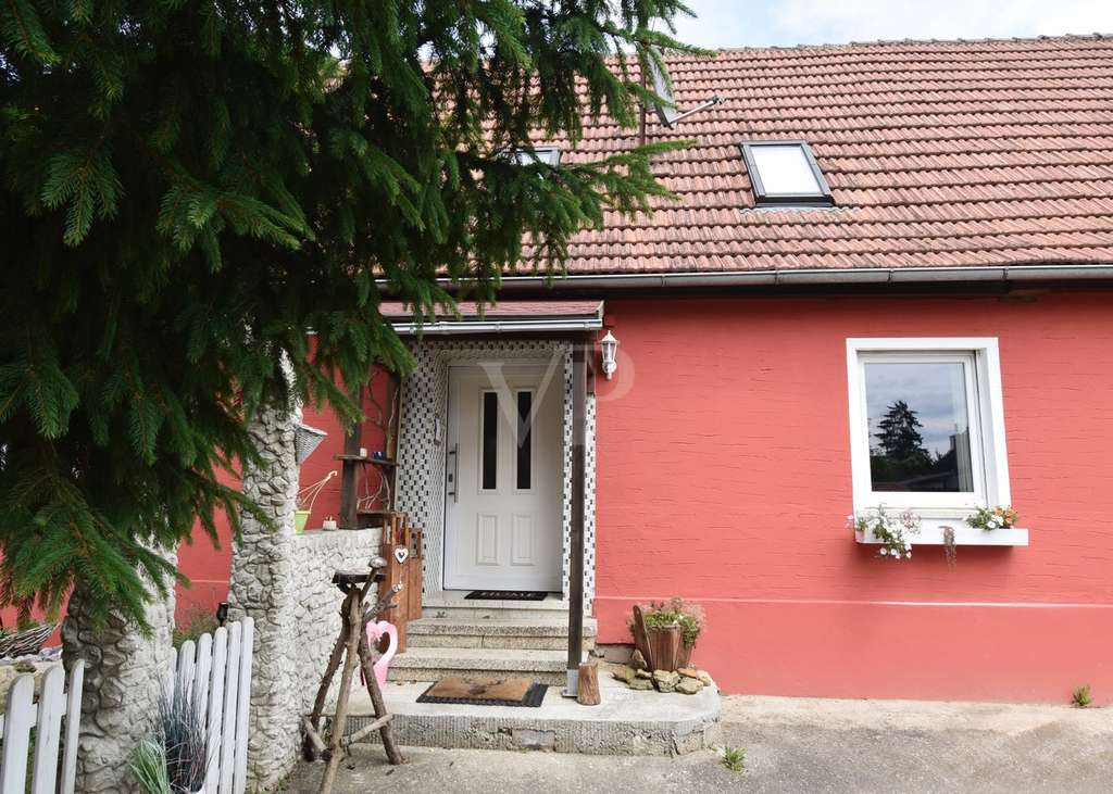 Immobilie in Westheim - Kernsanierte Doppelhaushälfte in ruhiger Lage - Bild 2