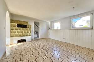 **Neues Leben einhauchen – Haus für kreative Köpfe** – Die vollständige Adresse der Immobilie erhältst du vom Anbieter., 91090 Effeltrich – Vorschaubild 1