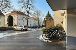 Zentrale, vermietete 3 Zi. Wohnung mit TG & Außenstellplatz sowie Terrasse im Herzen von Augsburg – Die vollständige Adresse der Immobilie erhältst du vom Anbieter., 86157 Pfersee-Nord, Augsburg – Vorschaubild 16