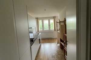 Helle 2-Zimmer-Wohnung - Zwischenmiete – Berlin – Vorschaubild 1