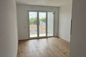Schöne 1-Zimmer Wohnung direkt an der Universität – Otto-Hahn-Straße 40, 93053 Galgenberg, Regensburg – Vorschaubild 2