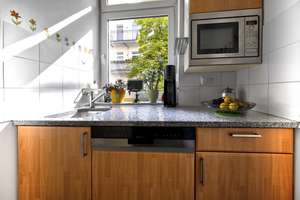 🌱 Charmante 2-Zimmer-Altbauwohnung am Mauerpark mit Balkon, möbliert ab 08/2026 bezugsfrei – Die vollständige Adresse der Immobilie erhältst du vom Anbieter., 10437 Prenzlauer Berg, Berlin – Vorschaubild 7