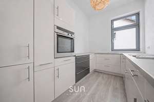 MODERNISIERTE ALTBAUWOHNUNG MIT KAMIN & BALKON IM GRÜNEN – 4 Zimmer auf 98 m² in Darmstadt-Arheilgen – Die vollständige Adresse der Immobilie erhältst du vom Anbieter., 64291 Arheilgen, Darmstadt – Vorschaubild 2
